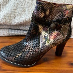 L'Artiste Daydream Bootie 38 New